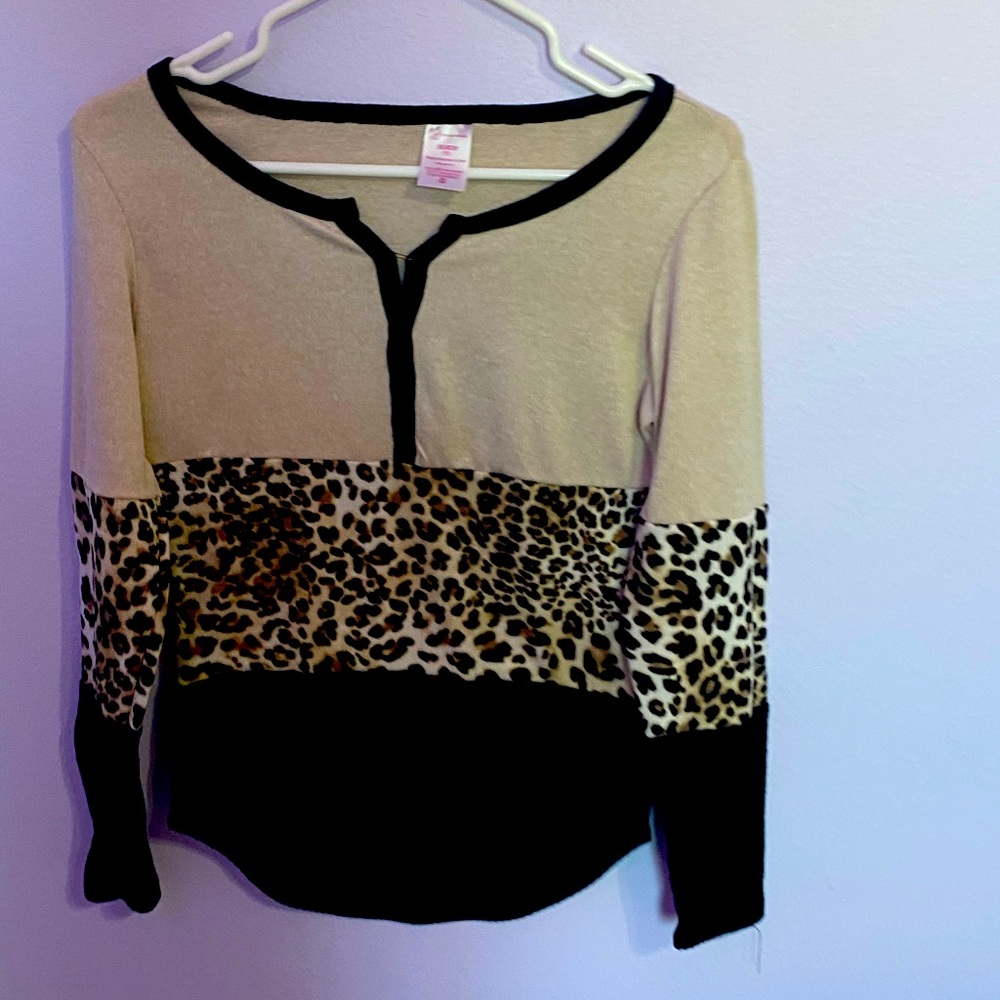 Long sleeve shirt